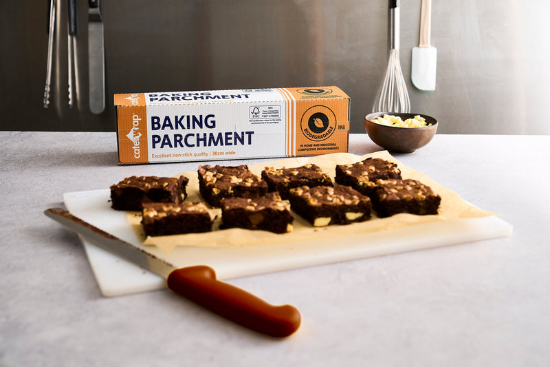 21C25 - Caterwrap Baking Parchment Paper 30cm x 50M in Cutter Box - Catering Safe